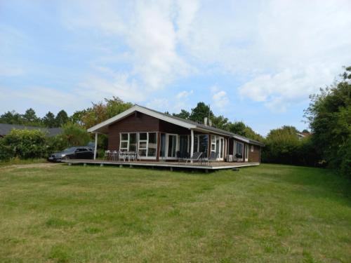 Three Bedroom Holiday Home in Ebeltoft — 4-Star Luxury Hotel in Ebeltoft, Denmark