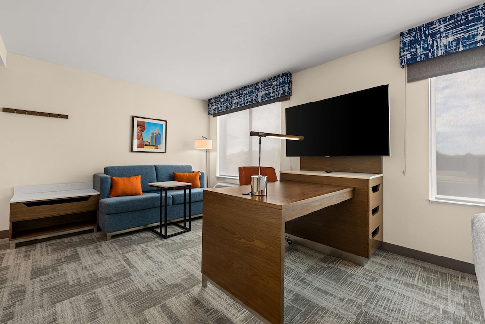 Hampton Inn and Suites Bessemer Birmingham - photo 10