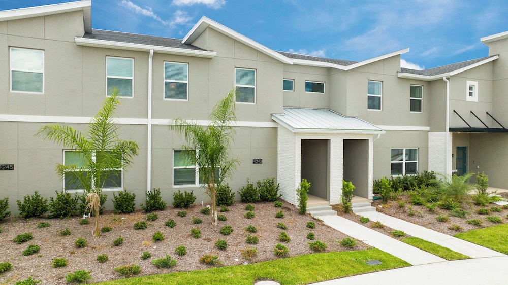 Gorgeous 4 Bd Close to Disney w Pool Storey Lake Resort 4243 - photo 41