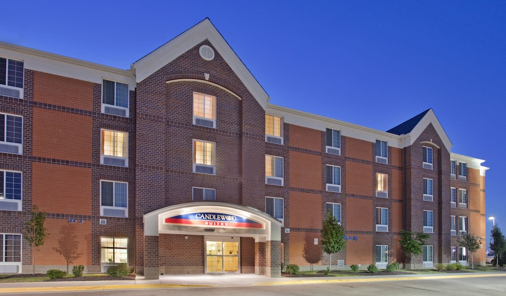 Candlewood Suites Olathe by IHG - photo 29