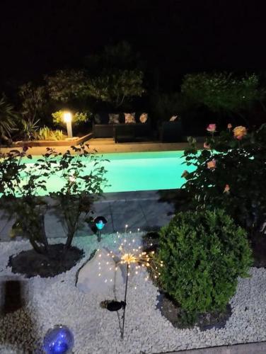 jolie Mazet avec piscine privée in Nimes, France