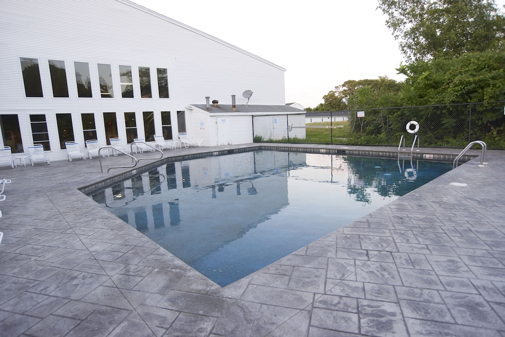 Sandwich Lodge & Resort - photo 54
