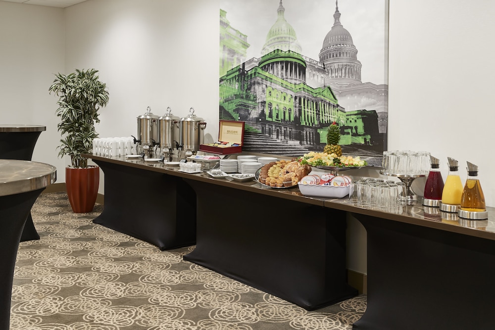 Holiday Inn Alexandria at Carlyle by IHG - photo 38