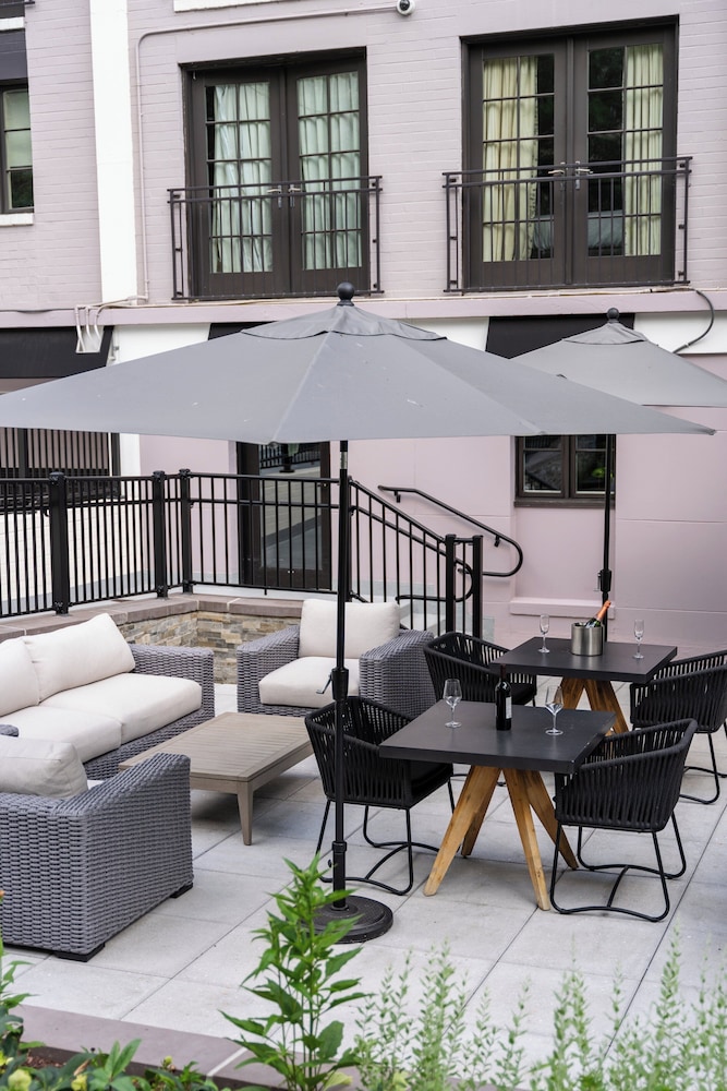 The Normandy Hotel - photo 28