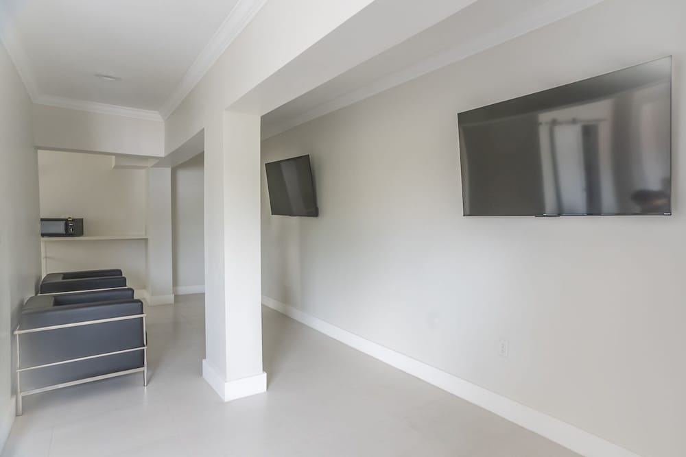The Biscayne Hotel - photo 24