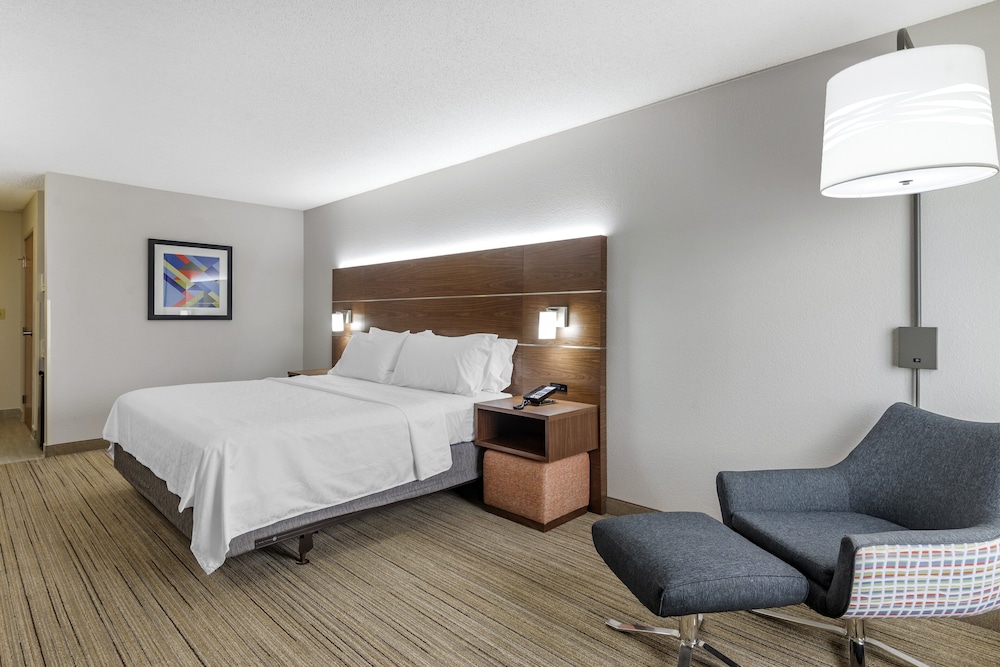 Holiday Inn Express Charlotte West Gastonia by IHG. - photo 11