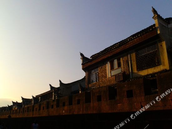 A Little Yard Inn in Fenghuang, People's Republic of China