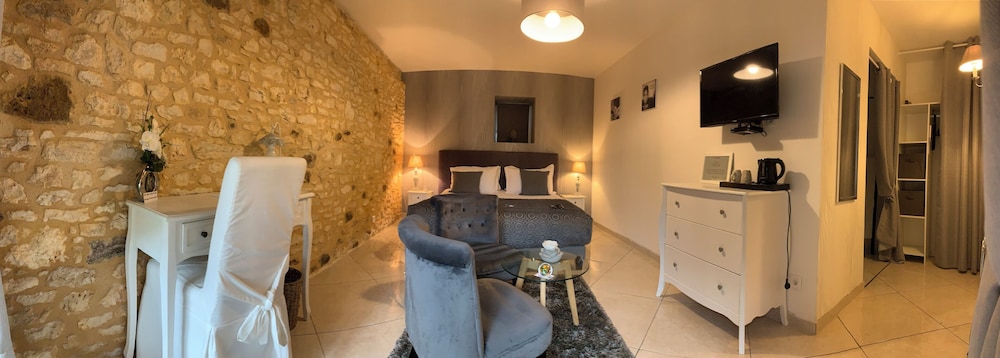 La biche au bois in Domme, France