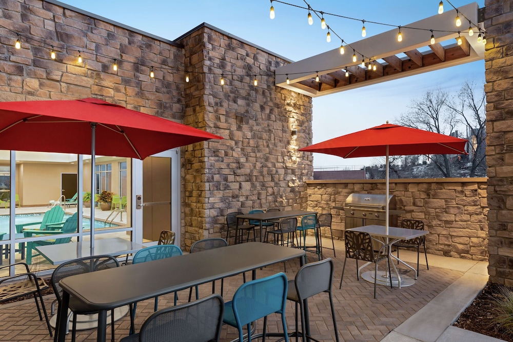 Home2 Suites by Hilton Colorado Springs South - photo 35