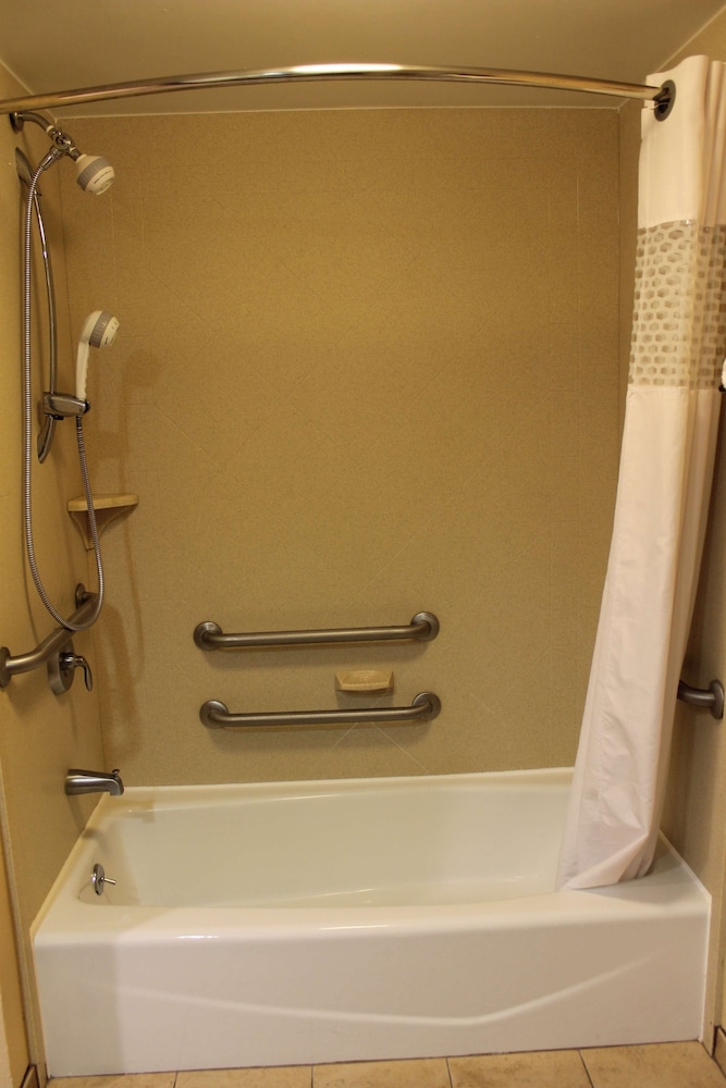 Hampton Inn Gettysburg - photo 28