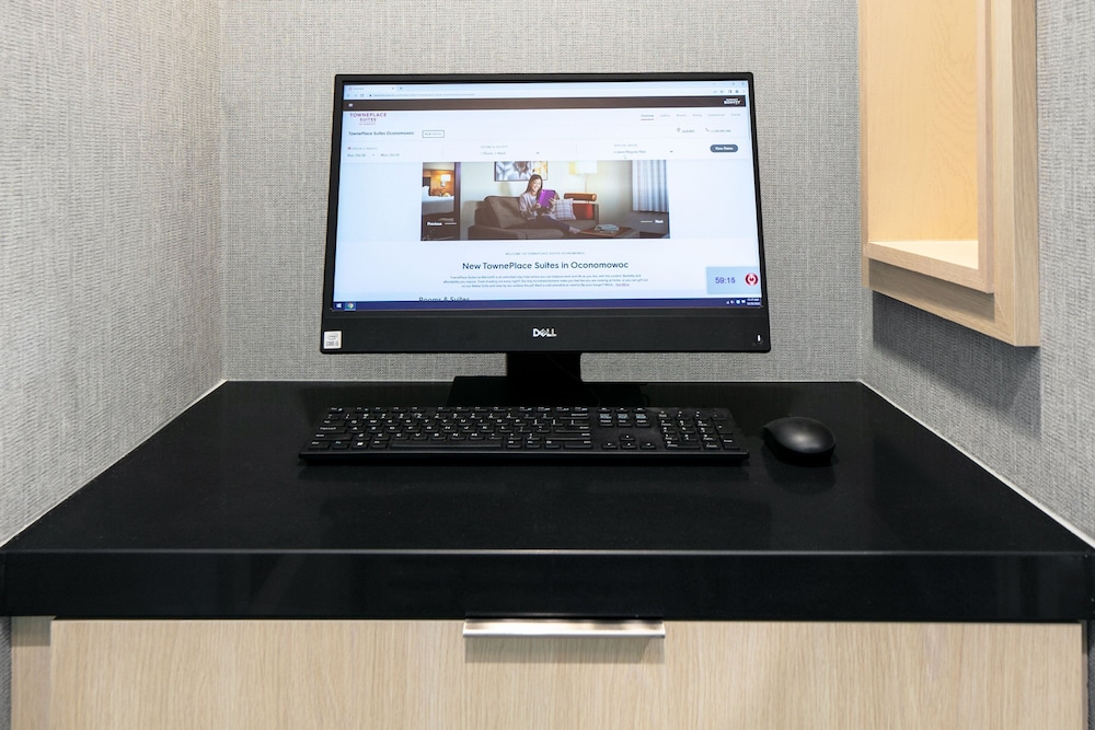 TownePlace Suites by Marriott Oconomowoc - photo 27