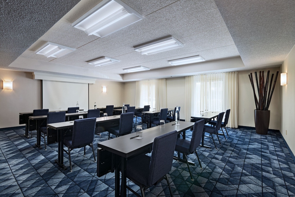 Courtyard by Marriott San Antonio Downtown Market Square - photo 24