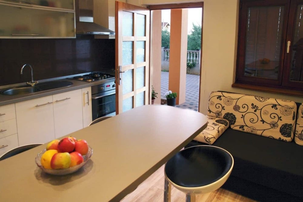 Brane Free Parking A5 Martina in Zadar, Croatia