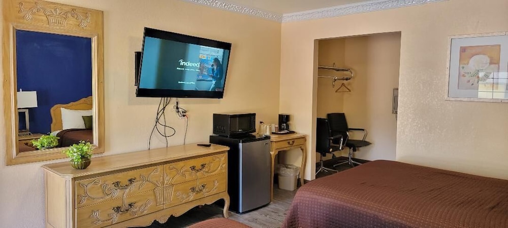 Lakeview Inn Lucerne - photo 13