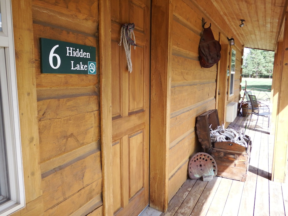 Bad Rock Bed and Breakfast Inn - photo 11
