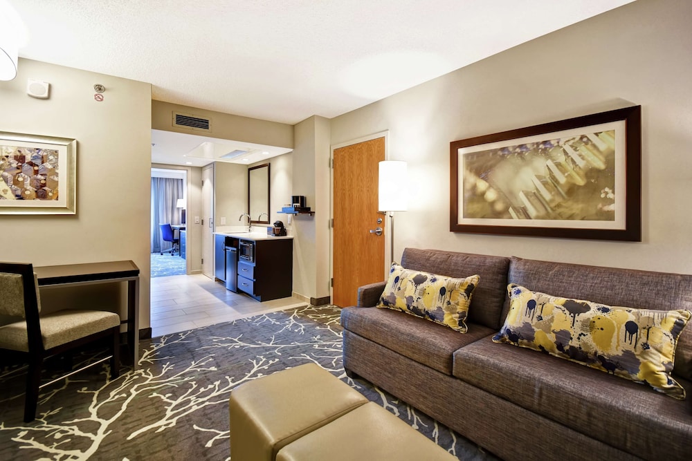 Embassy Suites by Hilton Raleigh Durham Research Triangle - photo 23