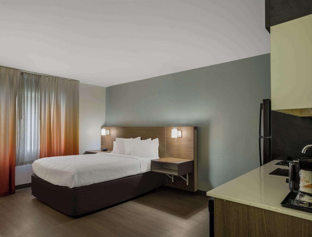 MainStay Suites Savannah Midtown - photo 15
