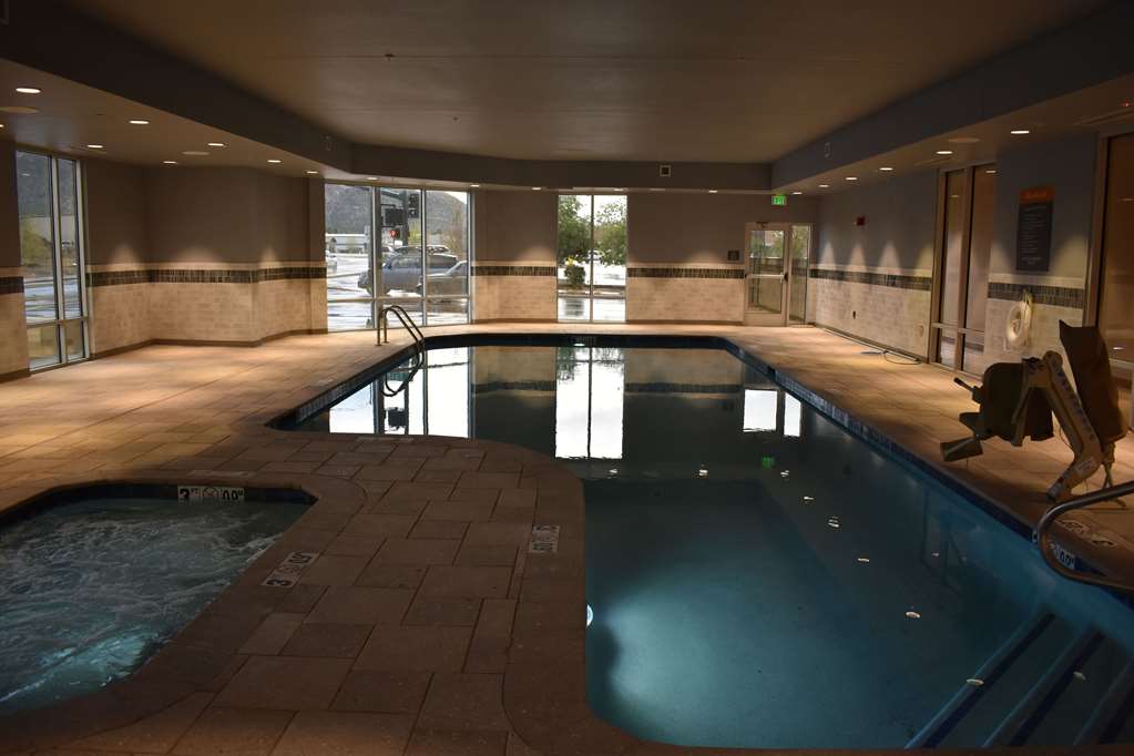 La Quinta Inn & Suites by Wyndham Flagstaff East I - photo 4