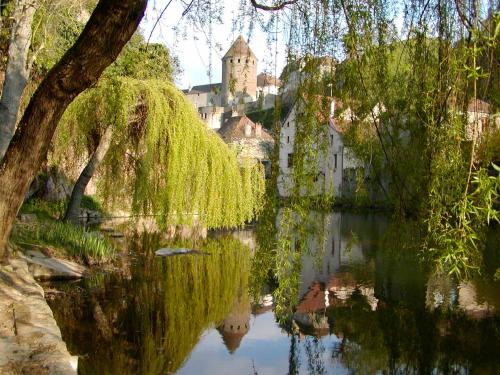Les Rives de l'Armançon - last minute hotel in Unknown City