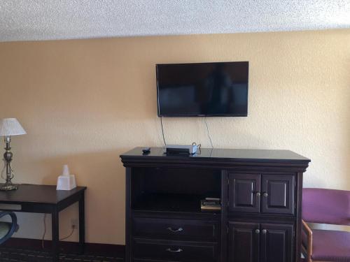 Dogwood Park Inn - photo 6