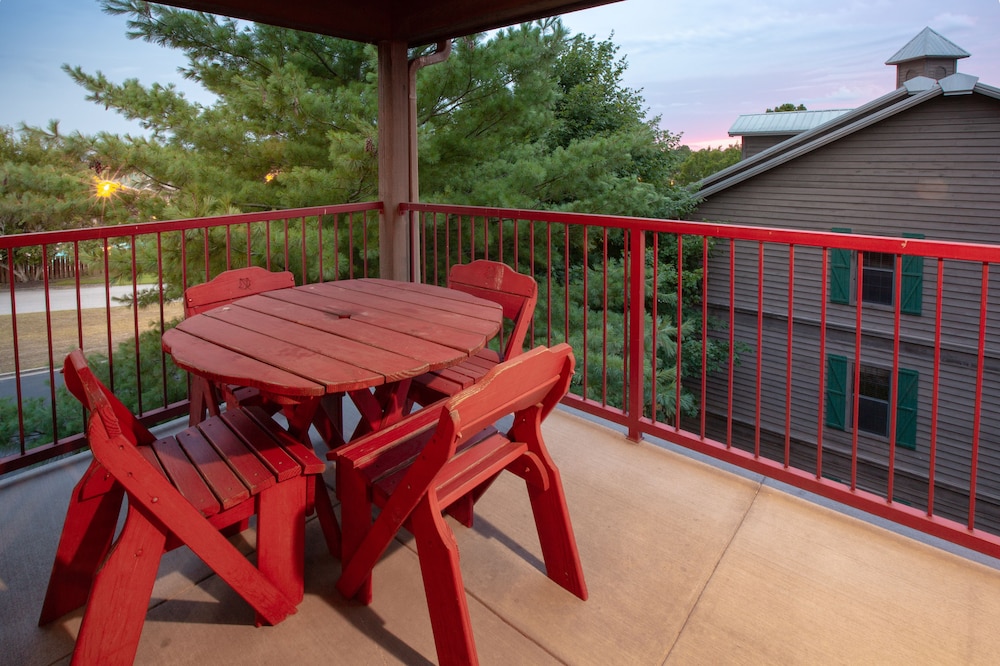 Holiday Inn Club Vacations Holiday Hills Resort Branson by IHG - photo 26