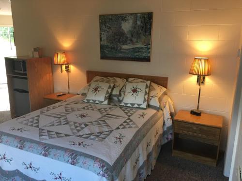 Belaire Motel - photo 24