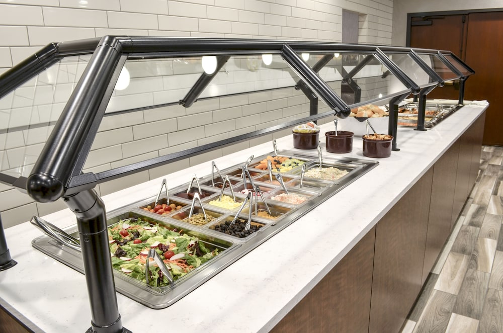 Holiday Inn Fargo by IHG - photo 63