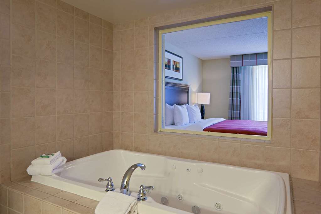 Country Inn & Suites by Radisson Fredericksburg VA - photo 9