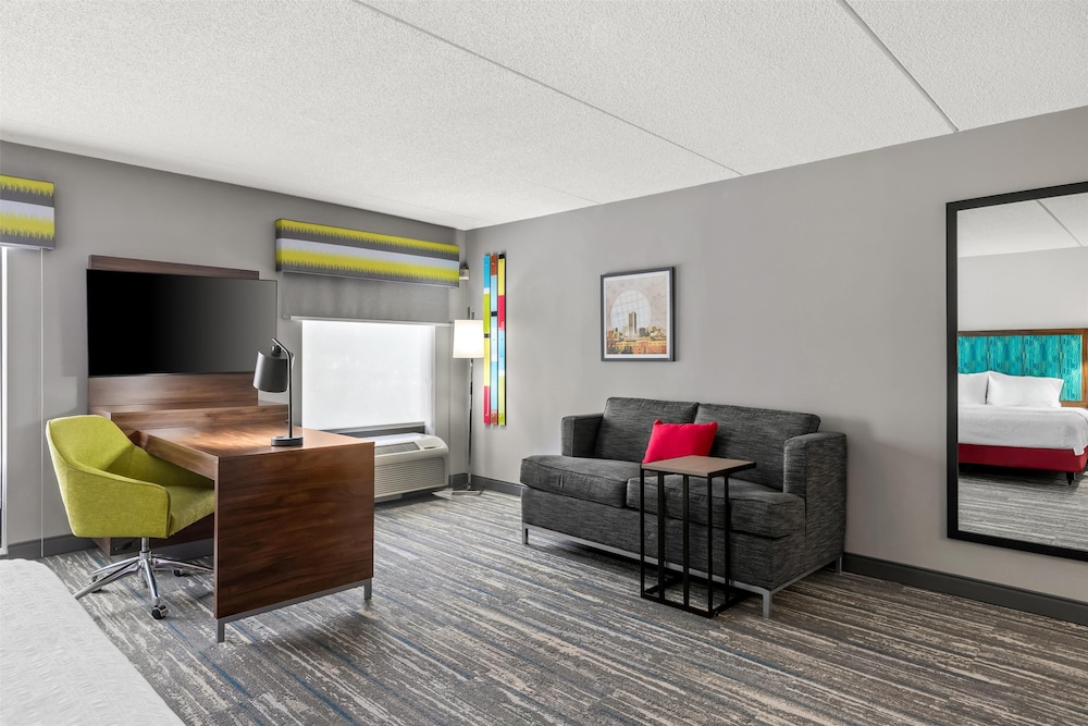 Hampton Inn & Suites Richmond Virginia Center - photo 16