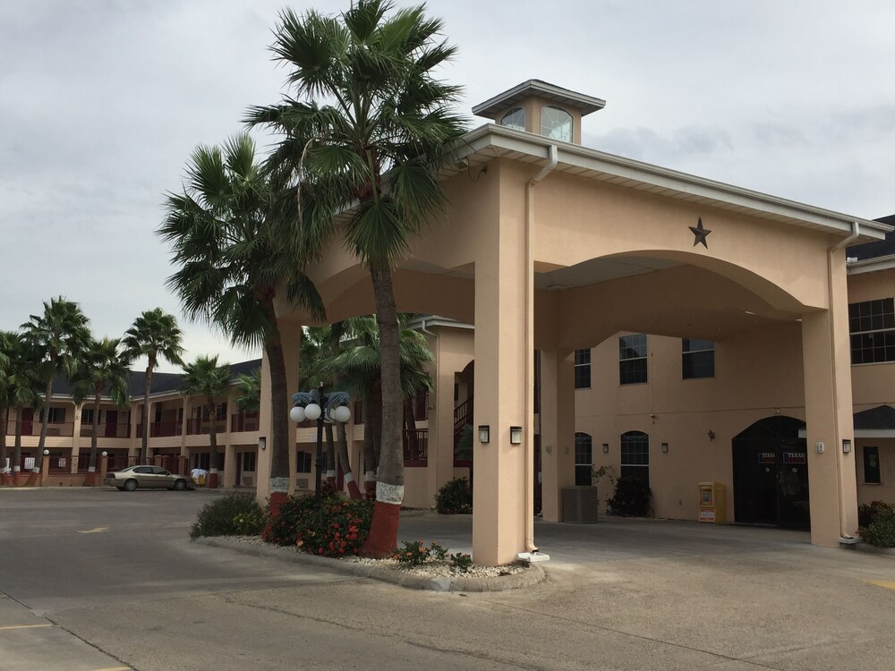 Texas Inn Alamo - photo 18