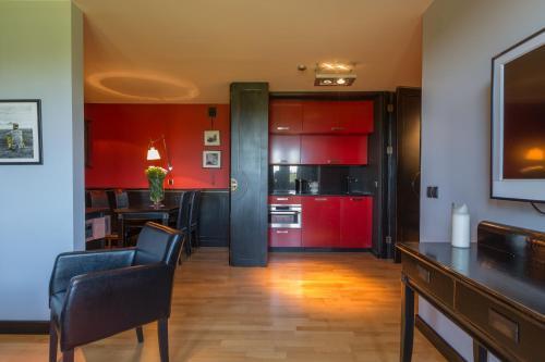 Apartamenty Tatrzańskie Turnie — 4-Star Luxury Hotel in Zakopane, Poland