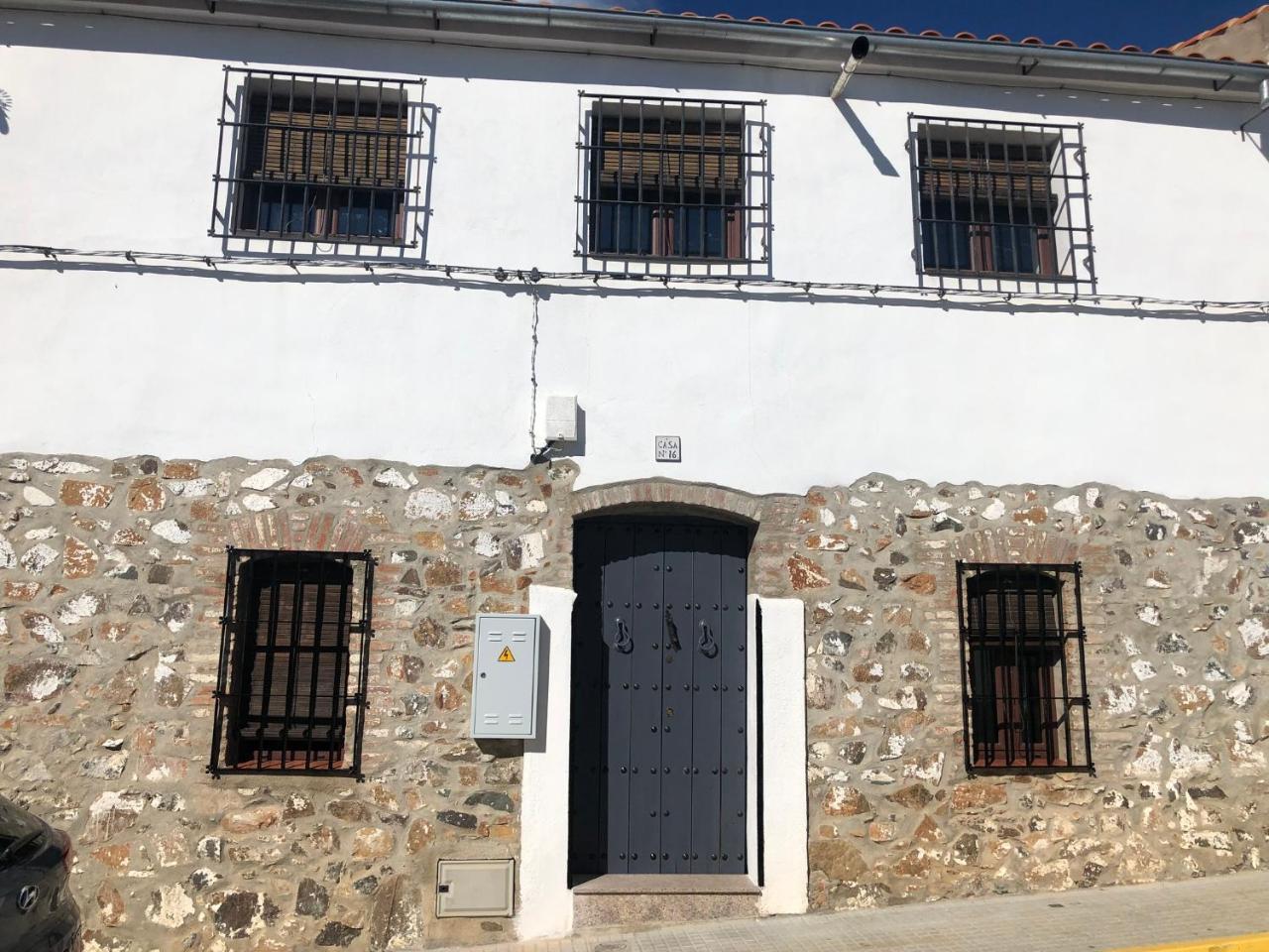 Casa la Montera — 4-Star Luxury Hotel in Fuente Obejuna, Spain