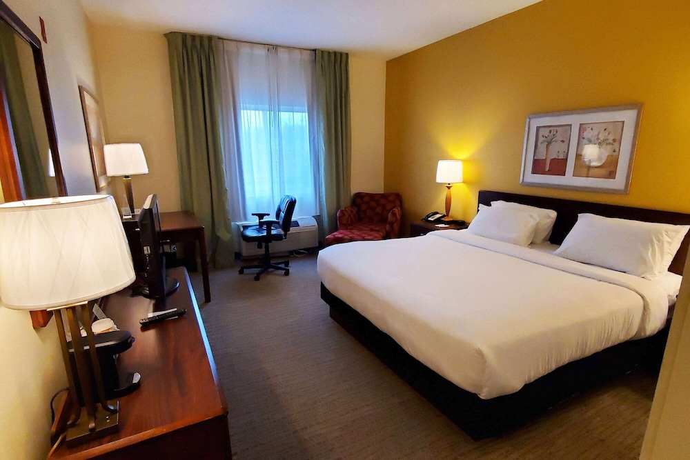 Wingate by Wyndham Uniontown - photo 13