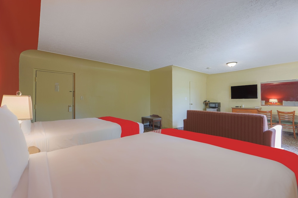 OYO Hotel North Lima OH Boardman - photo 18