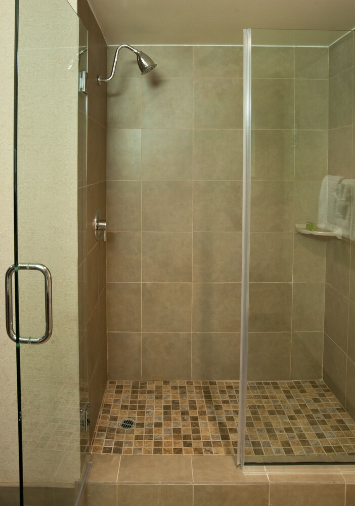 Airtel Plaza Hotel - photo 6
