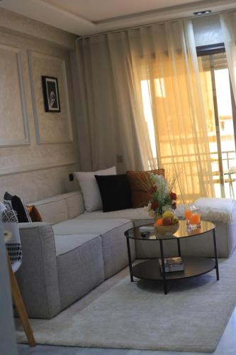 Charmant studio au cœur de Maarif Confort balcon et emplacement idéal — 4-Star Luxury Hotel in Casablanca, Morocco