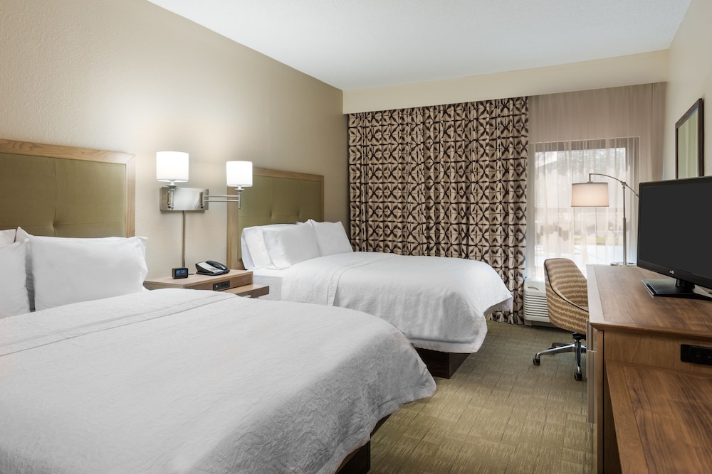 Hampton Inn Bonita Springs Naples North - photo 8