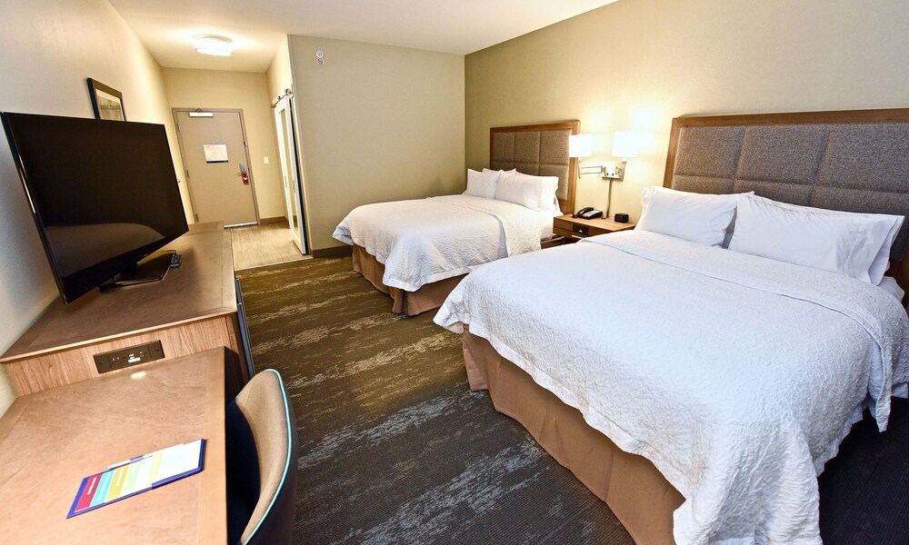 Hampton Inn Kirksville - photo 35