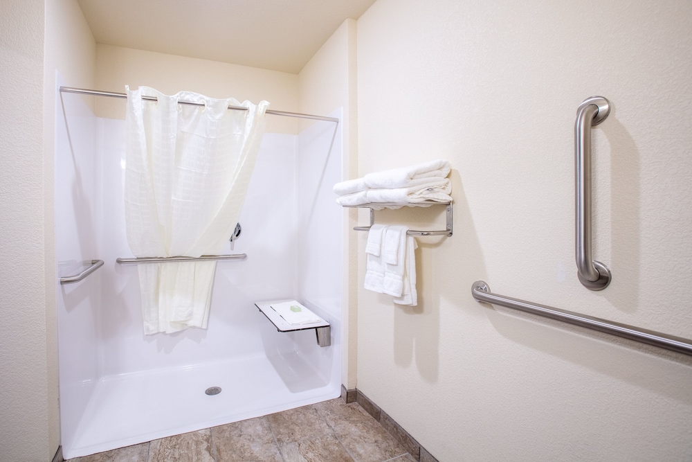 Cobblestone Inn & Suites Pine Bluffs - photo 29