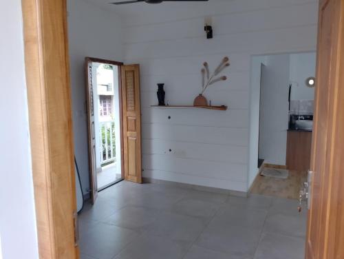Viceroy Inn Homestay
