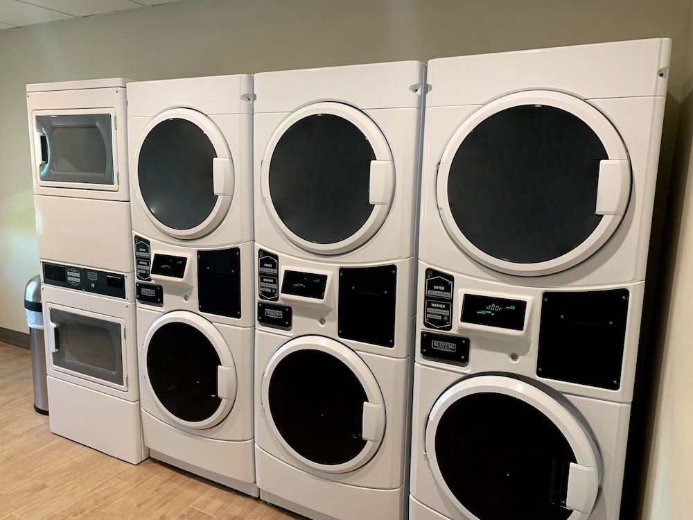 Candlewood Suites Grand Junction NW - photo 39