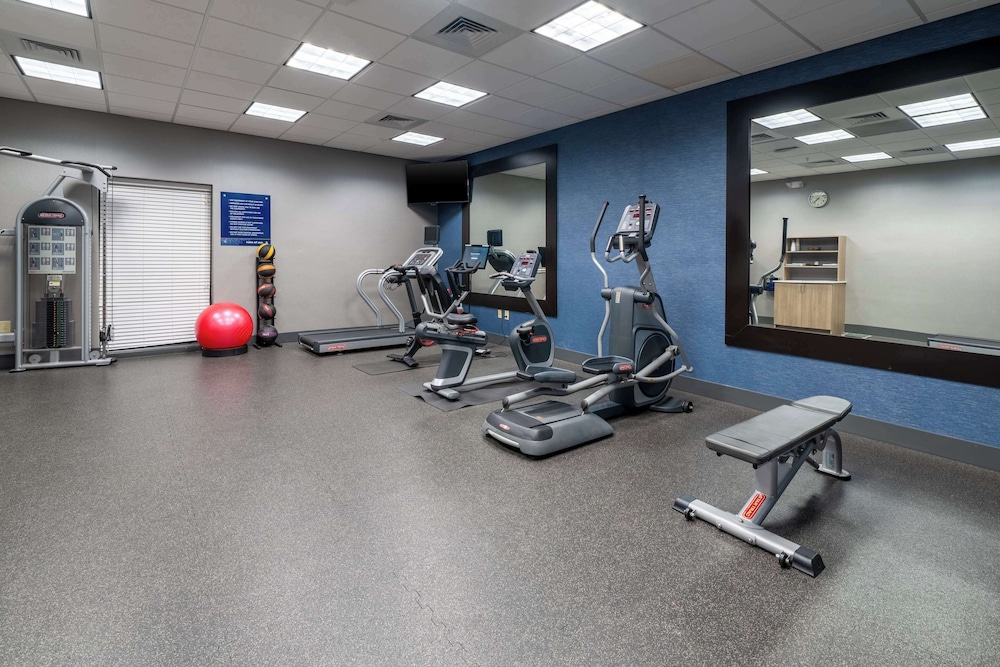 Hampton Inn Dahlgren - photo 34