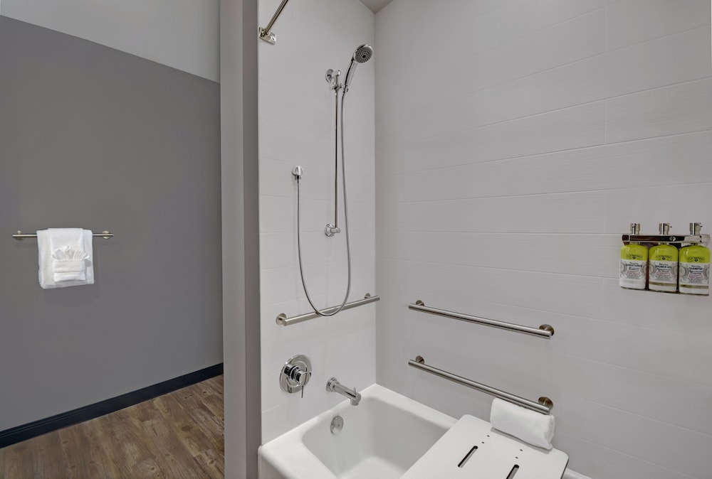 Staybridge Suites Houston Galleria Area by IHG - photo 26