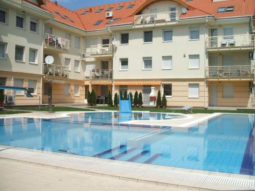 Luxory & Spa Apartman — 4-Star Luxury Hotel in Hajduszoboszlo, Hungary