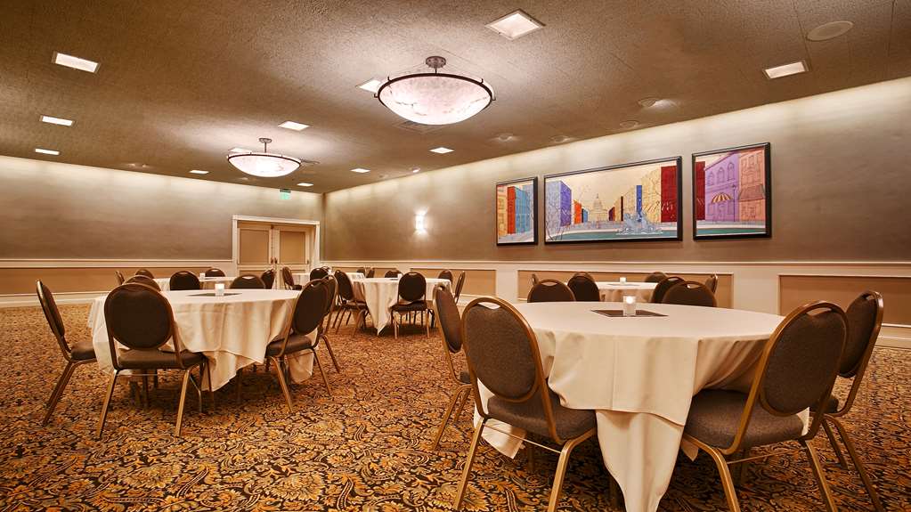 Best Western Plus The Normandy Inn & Suites - photo 4