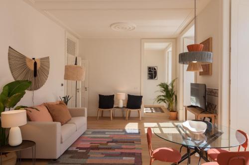 FLH Downtown Central Stylish Apartment — 4-Star Luxury Hotel in Lisbon, Portugal
