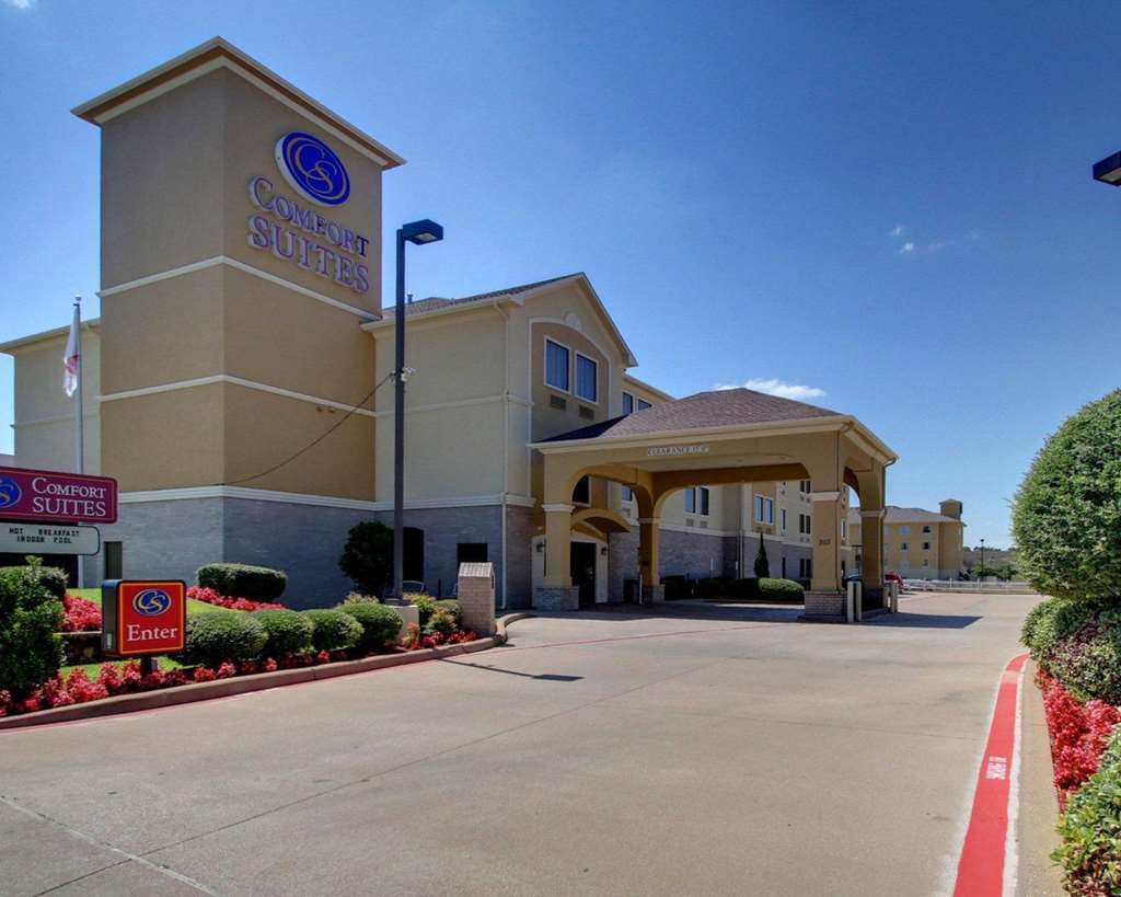 Comfort Suites Tyler South - photo 3