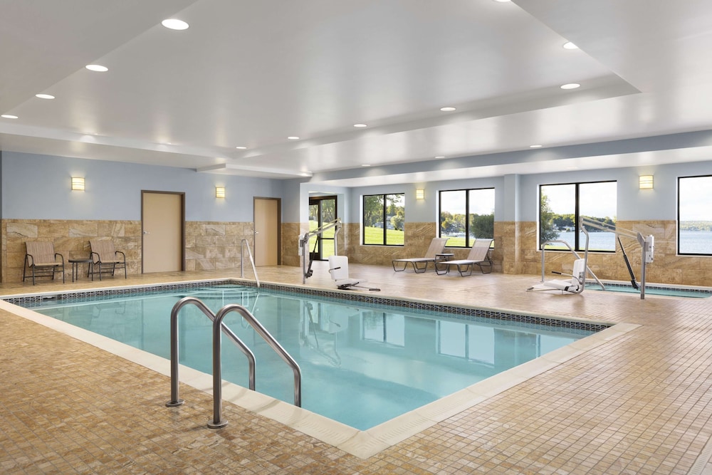 Hampton Inn Penn Yan - photo 44