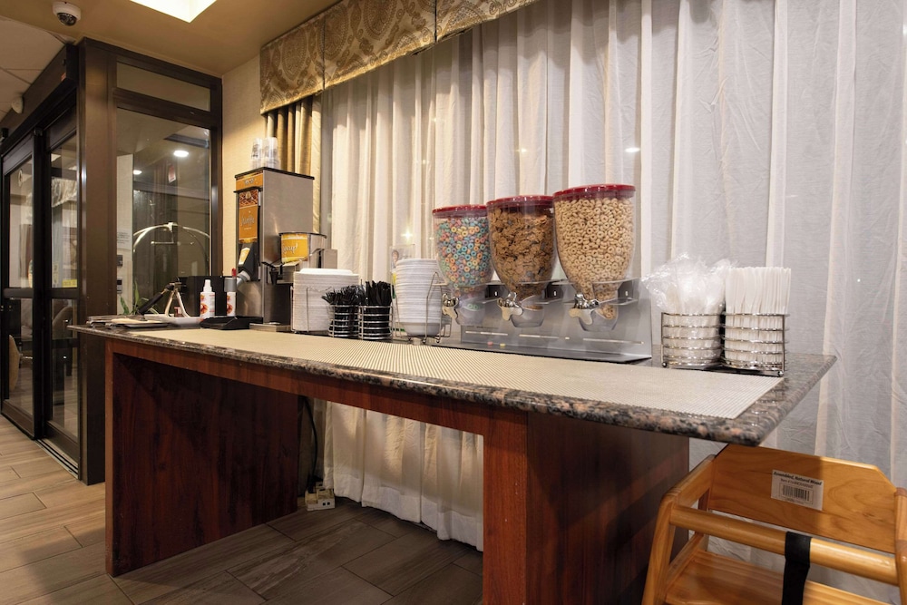 Quality Inn Monroe - photo 18