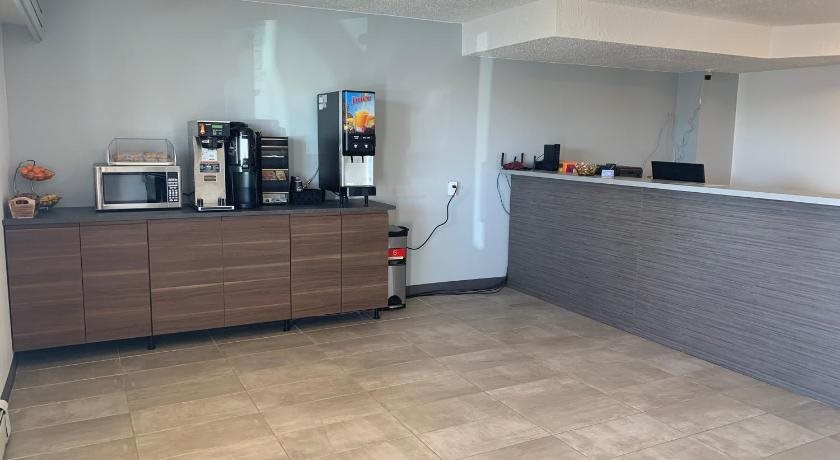 Westport Inn - carbon neutral hotel in Grande Prairie